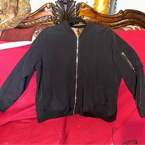 Reversible Black & Camo Zip-Up Jacket (Size L) - Excellent!